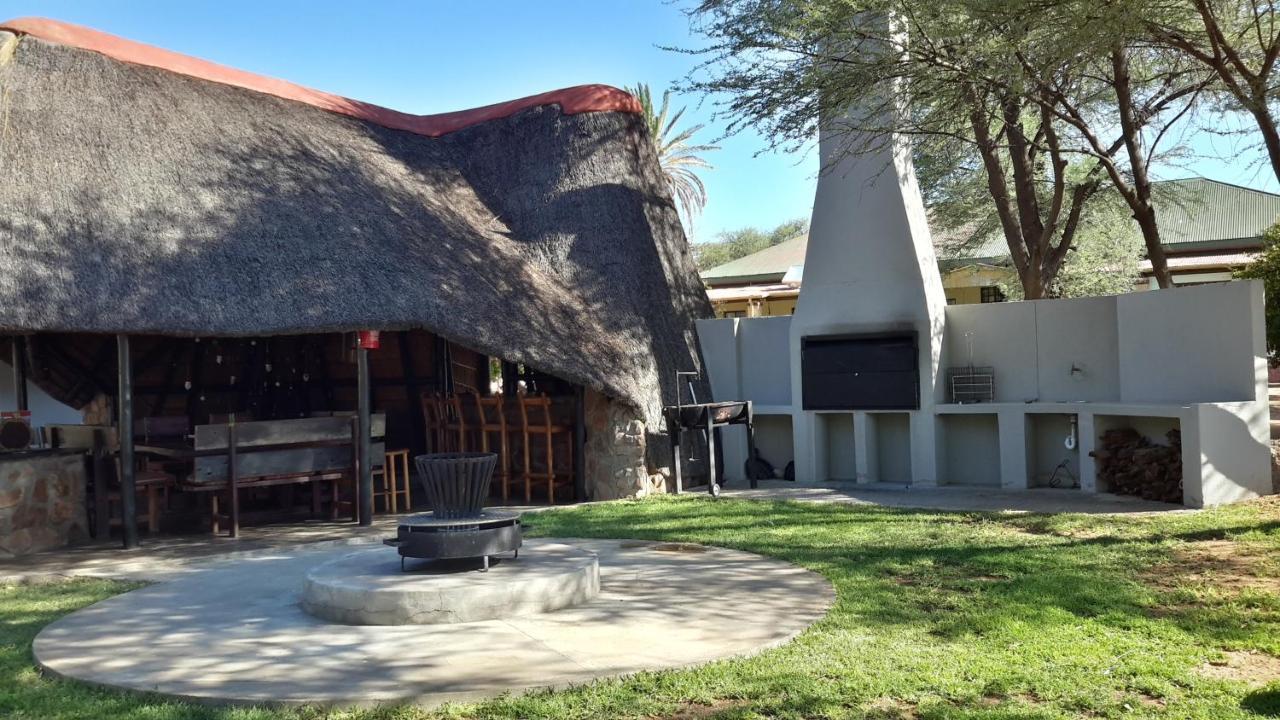 Khan River Lodge Wilhelmstal エクステリア 写真