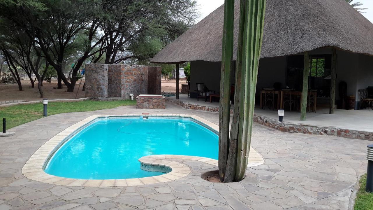 Khan River Lodge Wilhelmstal エクステリア 写真