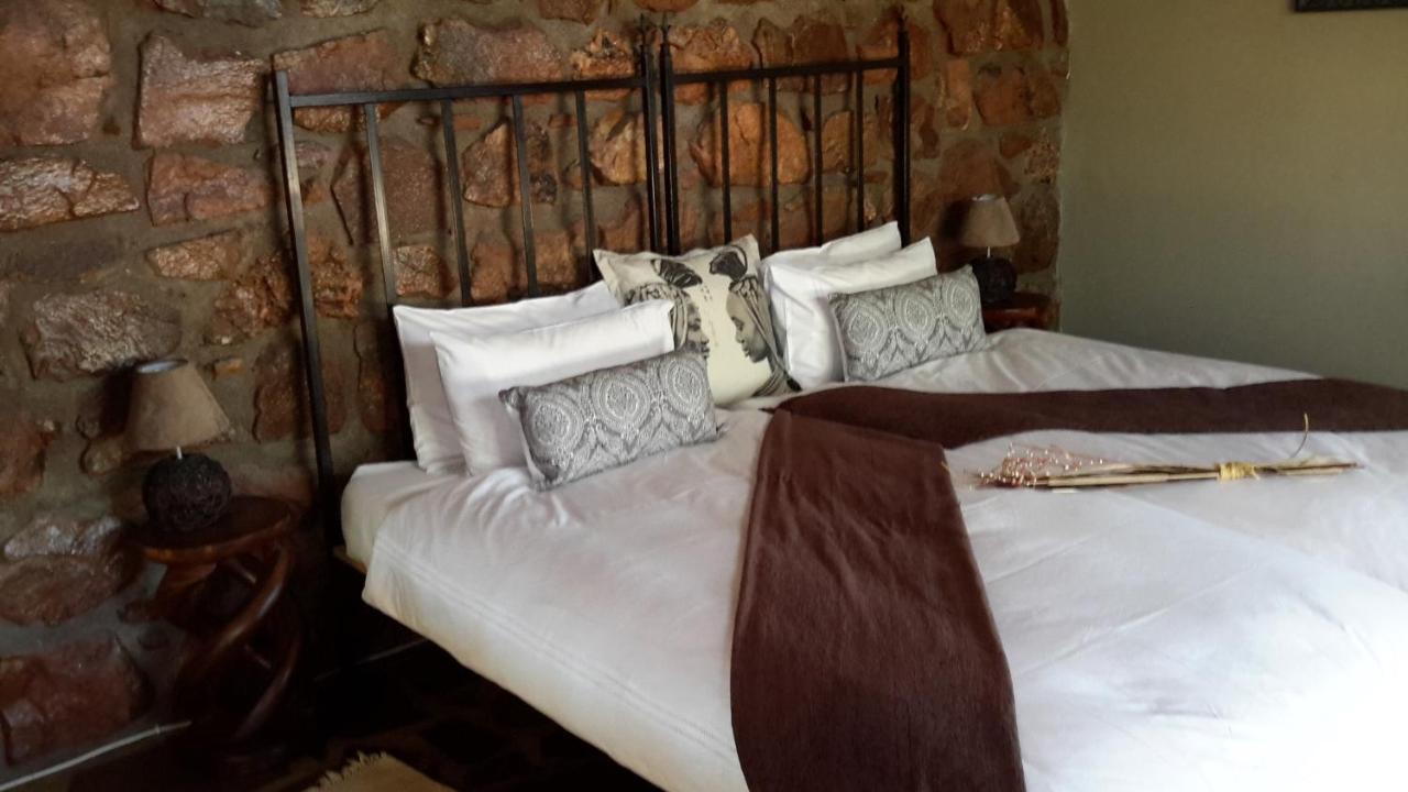 Khan River Lodge Wilhelmstal エクステリア 写真