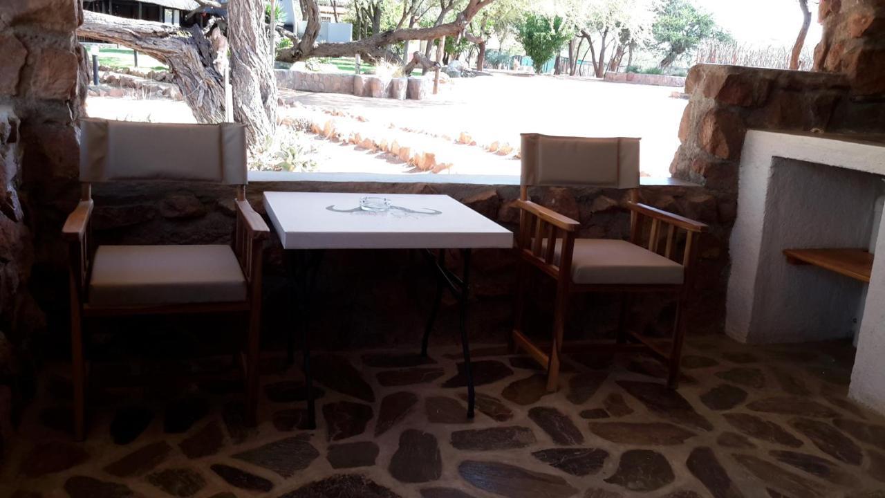 Khan River Lodge Wilhelmstal エクステリア 写真