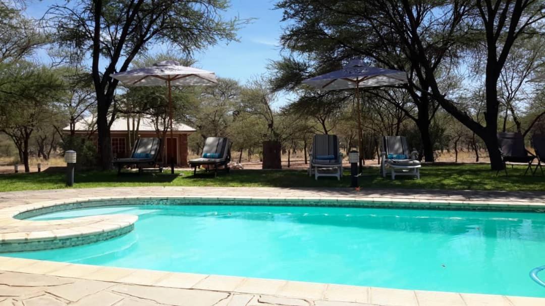 Khan River Lodge Wilhelmstal エクステリア 写真